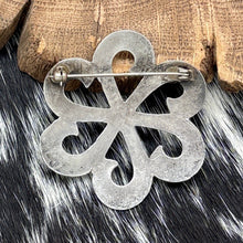 Load image into Gallery viewer, 1960s Native American NAVAJO Sterling Silver Turquoise Flower Pin Scroll Petals