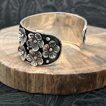 Load image into Gallery viewer, THE BOYZ SILVER Mexico Sterling Silver Cuff Bracelet Butterflies & 3-D Flowers