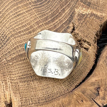 Load image into Gallery viewer, 1970s Native American NAVAJO Sterling Silver Cobblestone Inlay Ring Size 11