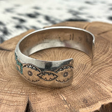 Load image into Gallery viewer, DELVIN NELSON Navajo Sterling Silver & Turquoise Chip Inlay Cuff Bracelet Stamps