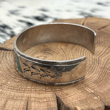 Load image into Gallery viewer, WILLIAM SINGER Navajo Sterling Turquoise Coral Chip Inlay Cuff Bracelet Diagonal