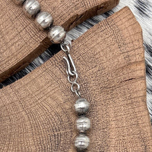 Load image into Gallery viewer, 1970s Native American NAVAJO Sterling Turquoise MOP Coral Pendant Bead Necklace