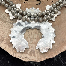 Load image into Gallery viewer, 1950s Native American ZUNI Sterling Multi-Stone Sunface Station Necklace Naja