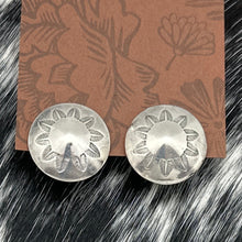 Load image into Gallery viewer, 1960s Native American NAVAJO Sterling Silver Dome Screwback Earrings Leaf Stamps
