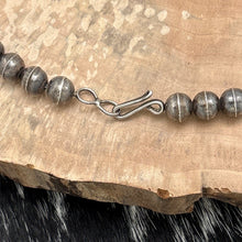 Load image into Gallery viewer, 1960s Native American NAVAJO Sterling & Green Turquoise Squash Blossom Necklace