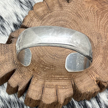 Load image into Gallery viewer, KIRK SMITH Native American Navajo Sterling Silver Elegant Stacker Cuff Bracelet
