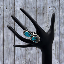 Load image into Gallery viewer, 1960s Native American NAVAJO Sterling Silver Bisbee Turquoise 2-Stone Ring 8.25