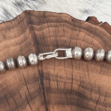 Load image into Gallery viewer, 1970s NAVAJO Sterling Silver Turquoise & Coral Chip Inlay Peyote Bird Necklace