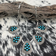 Load image into Gallery viewer, 1960s Native American NAVAJO Sterling & Kingman Turquoise 5-Station Necklace