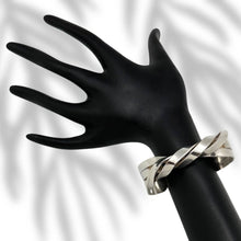 Load image into Gallery viewer, Native American NAVAJO Sterling Silver Contemporary Style Cuff Bracelet Twist