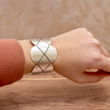 Load image into Gallery viewer, VINTAGE 1950s TAXCO MEXICO Sterling Silver Scalloped Statement Cuff Bracelet