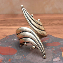 Load image into Gallery viewer, VINTAGE 1950s TAXCO MEXICO Sterling Silver Pointed Statement Clamper Bracelet