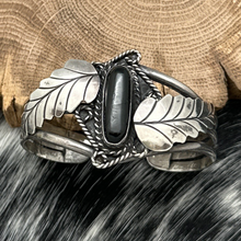 Load image into Gallery viewer, Vintage NATIVE AMERICAN Sterling Silver &amp; Onyx Cuff Bracelet Curly Ques Leaves
