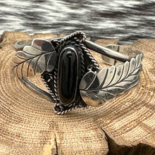 Load image into Gallery viewer, Vintage NATIVE AMERICAN Sterling Silver &amp; Onyx Cuff Bracelet Curly Ques Leaves
