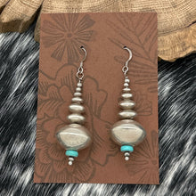 Load image into Gallery viewer, 1980s Native American NAVAJO Sterling Graduated Saucer Bead Statement Earrings
