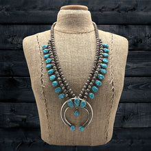 Load image into Gallery viewer, 1970s Native American NAVAJO Sterling Silver &amp; Turquoise Naja Station Necklace
