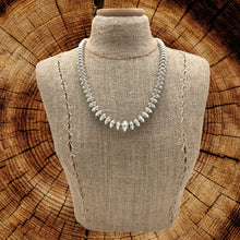 Load image into Gallery viewer, 1990s Native American NAVAJO Sterling Silver Graduated Saucer Beads Necklace
