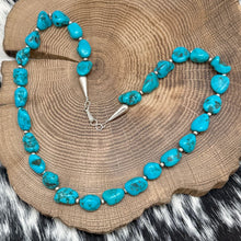 Load image into Gallery viewer, 1980s Native American Sterling Silver &amp; Brilliant Blue Turquoise Nugget Necklace
