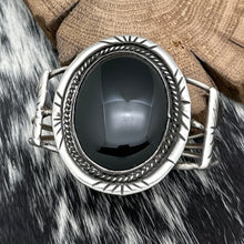 Load image into Gallery viewer, 1980s Native American NAVAJO Sterling Silver Large Onyx Cabochon Cuff Bracelet

