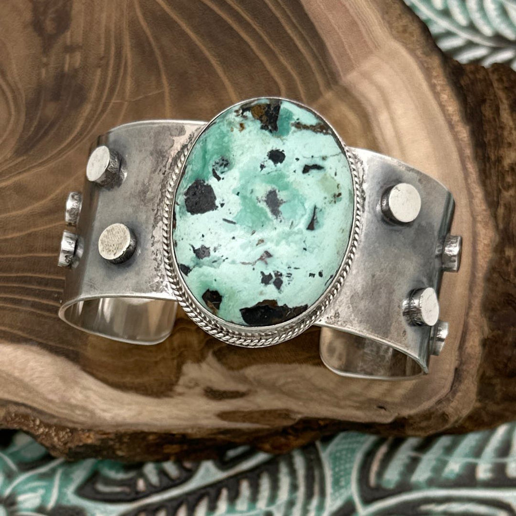RONALD TOM Navajo For SUNWEST SILVER Sterling & Minty Green Stone Cuff Bracelet