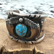 Load image into Gallery viewer, 1960s Native American NAVAJO Sterling Silver Turquoise Double Claw Cuff Bracelet
