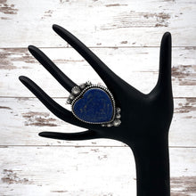Load image into Gallery viewer, ROSELLA PAXTON Navajo Sterling &amp; Lapis Extra Large Heart Ring Starshots Size 8
