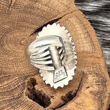 Load image into Gallery viewer, ADAM &amp; RITA TELLER Navajo De Chelly Shop Sterling Silver Sugilite Ring Size 7.25
