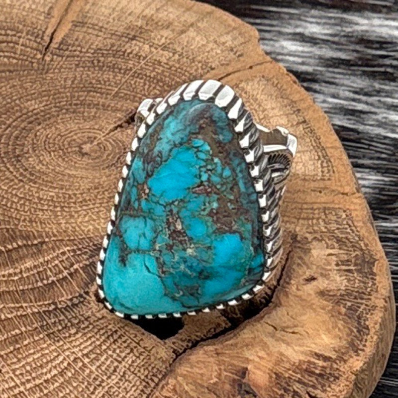 HENRY YAZZIE Navajo Sterling Silver & 50 Carat Quality Bisbee Turquoise Ring