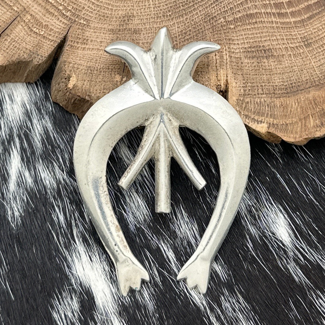 SADIE RANDOLPH Navajo Sandcast Silver Statement Naja Pin/Pendant Signe ...