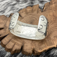 Load image into Gallery viewer, 1970s Native American NAVAJO Sterling &amp; Turquoise Chip Inlay Cuff Bracelet Steer
