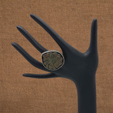 Load image into Gallery viewer, JOE PIASO JR Navajo Sterling Silver &amp; Tooled Leather Floral Design Ring Size 7
