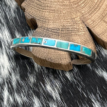 Load image into Gallery viewer, 1990s Native American NAVAJO Sterling Turquoise Inlay Cuff Bracelet 7 Sections
