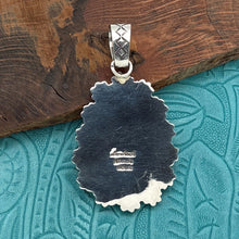 Load image into Gallery viewer, ALLISON SNOWHAWK LEE Navajo Sterling &amp; Mine Number 8 Turquoise Pendant Stars
