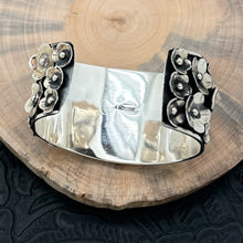 Load image into Gallery viewer, THE BOYZ SILVER Mexico Sterling Silver Cuff Bracelet 3-D Butterflies &amp; Flowers
