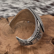Load image into Gallery viewer, EDDY CHACO Navajo Sterling Silver Concho Design Statement Cuff Bracelet Flowers
