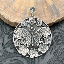 Load image into Gallery viewer, THE BOYZ SILVER Mexico Sterling Silver Round Pendant 3-D Butterfly &amp; Flowers
