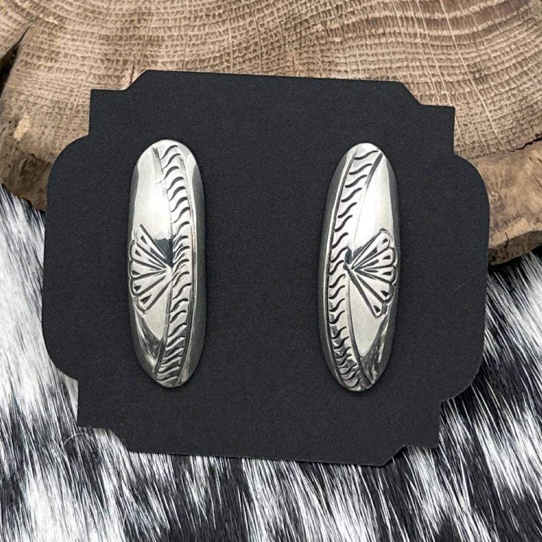 CHESTER NEZ Native American Navajo Domed Oval Post Earrings Decorative Etchings