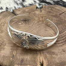Load image into Gallery viewer, Vintage NATIVE AMERICAN Sterling Cuff Bracelet | Double Leaf Flower Curly Ques
