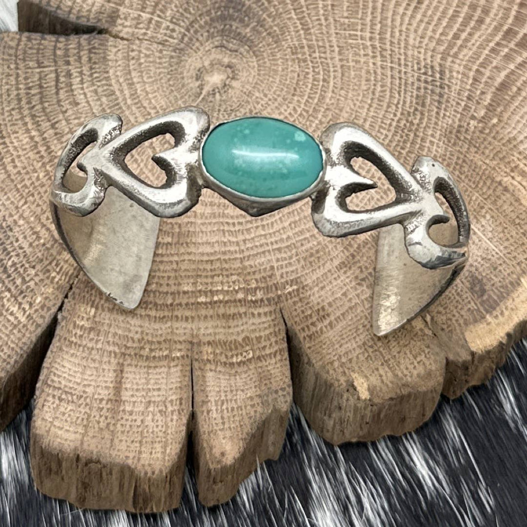 1990s Native American NAVAJO Sterling & Green Turquoise Cuff Bracelet Hearts