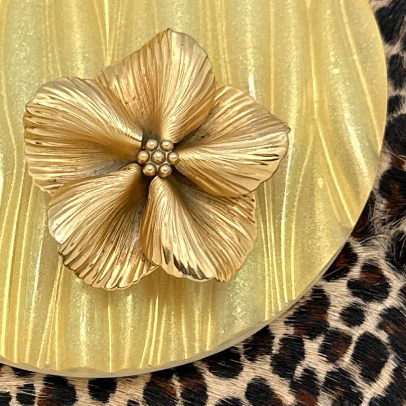 Vintage GIOVANNI Goldtone 3-Dimensional Flower Pin Brooch Textured Petals