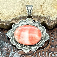 Load image into Gallery viewer, Native American NAVAJO Sterling &amp; Orange Spiny Oyster Shell Pendant Scallops

