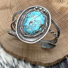 Load image into Gallery viewer, 1970s Native American NAVAJO Sterling Silver &amp; Turquoise Rustic Cuff Bracelet
