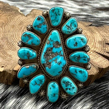 Load image into Gallery viewer, HENRY YAZZIE Sterling Silver &amp; Vintage Kingman Turquoise Statement Cluster Ring
