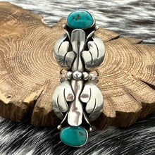 Load image into Gallery viewer, 1950s Native American NAVAJO Sterling &amp; Turquoise Double Squash Blossom Ring
