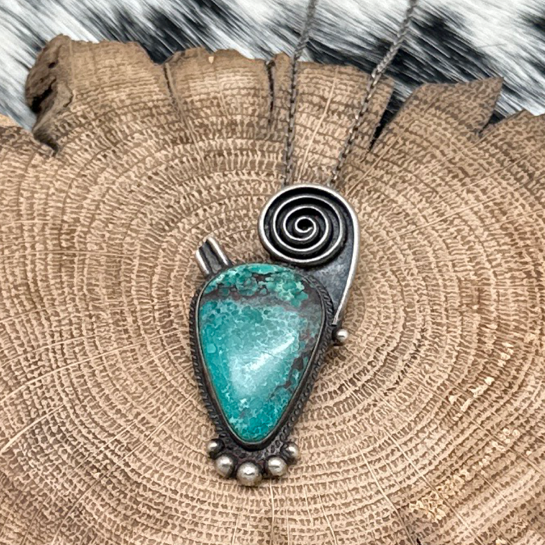 Vintage Native American Navajo Made Sterling Silver & Turquoise Pendant Necklace