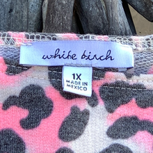 Load image into Gallery viewer, WHITE BIRCH Oatmeal Grey Neon Pink Leopard Print French Terry Top 1X
