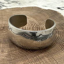 Load image into Gallery viewer, Vintage NATIVE AMERICAN Sterling Silver Cuff Bracelet Decorative Stampings

