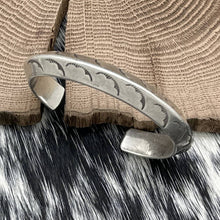 Load image into Gallery viewer, Vintage NATIVE AMERICAN Sterling Silver Carinated Cuff Bracelet Angled Crescents
