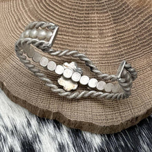 Load image into Gallery viewer, Vintage NATIVE AMERICAN Sterling Silver &amp; Royston Turquoise Cuff Bracelet Twist

