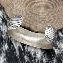 Load image into Gallery viewer, CARSON BLACKGOAT Navajo Sterling Silver Cuff Bracelet Scallops &amp; Lines
